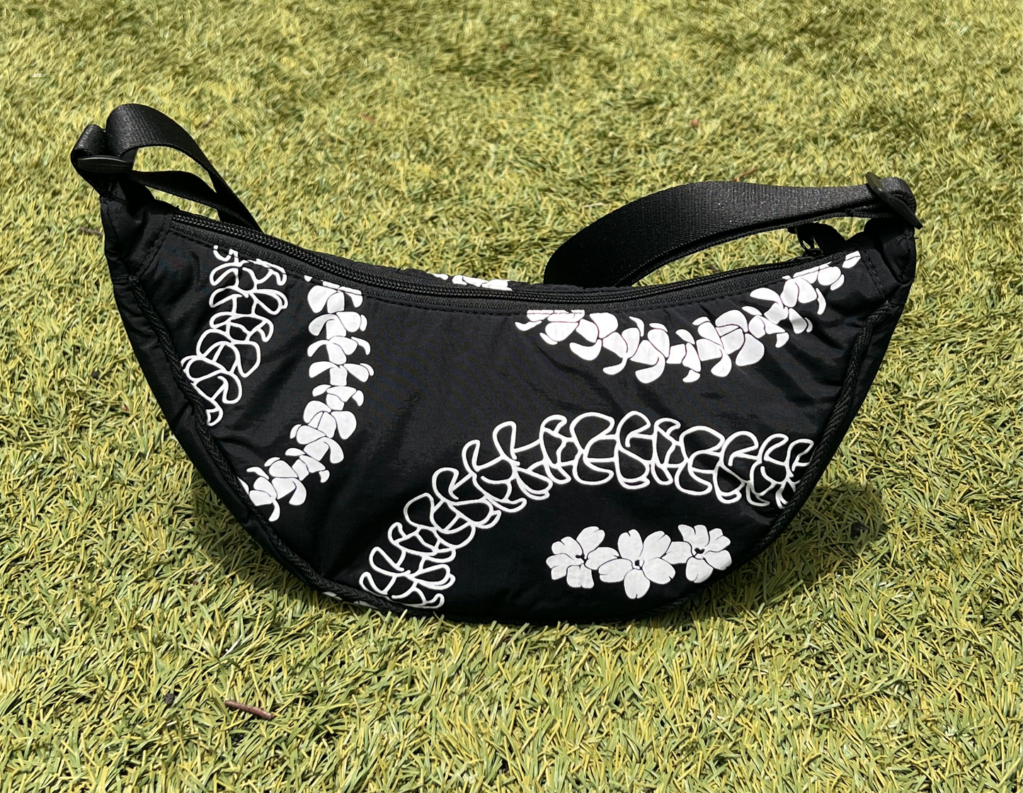 Puakenikeni Crescent Bag