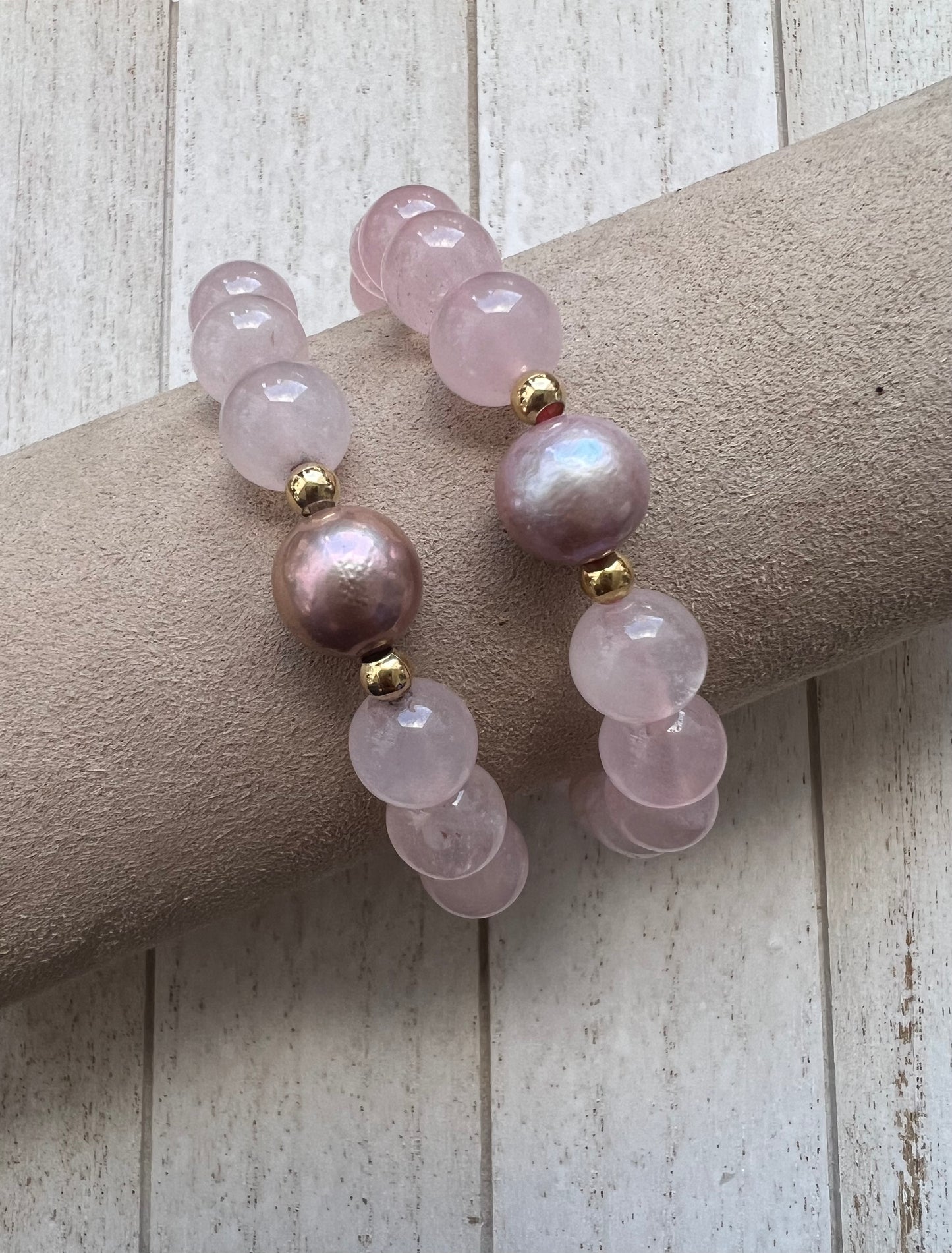 ROSE QUARTZ W/ EDISON PEARL stretch bracelet