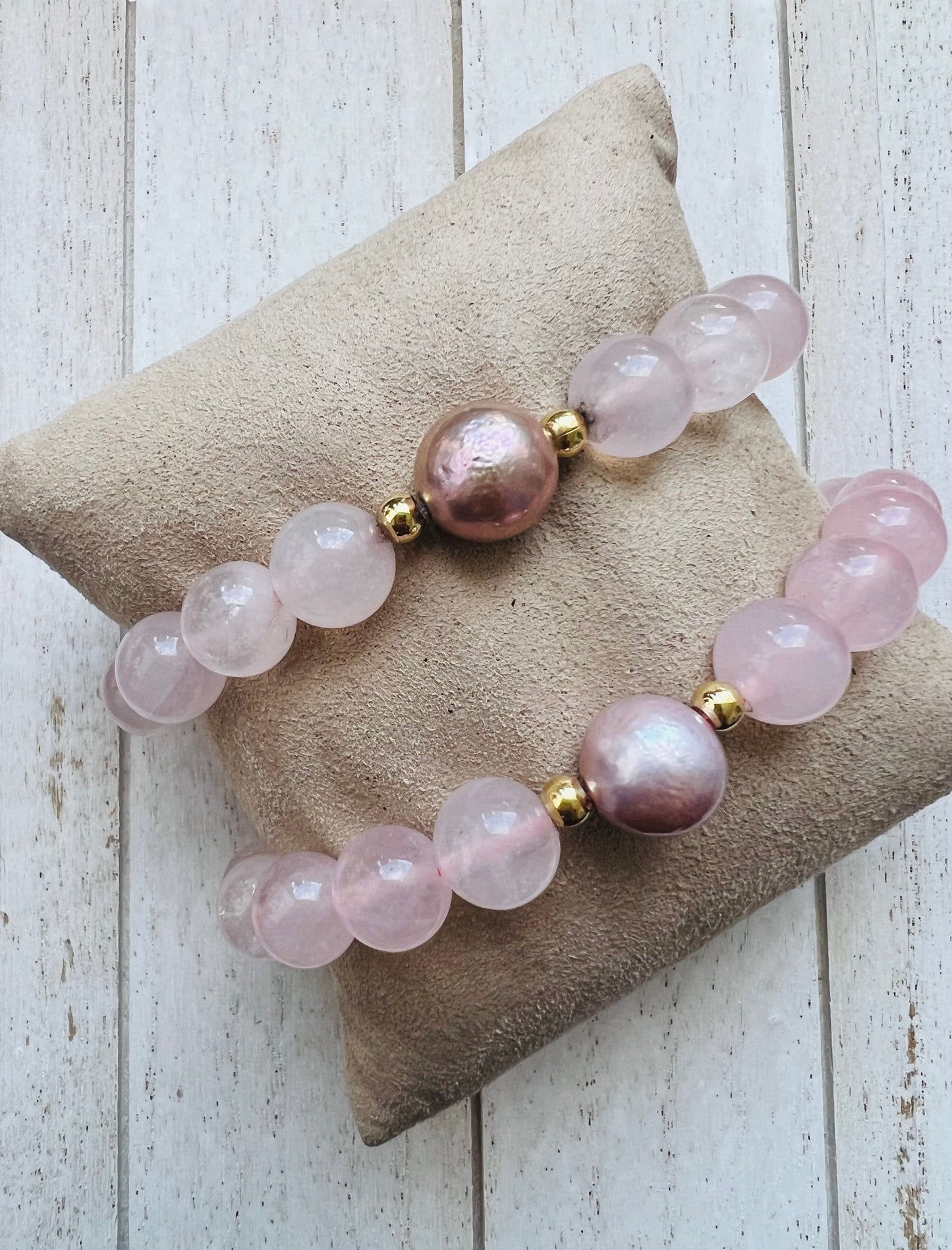 ROSE QUARTZ W/ EDISON PEARL stretch bracelet