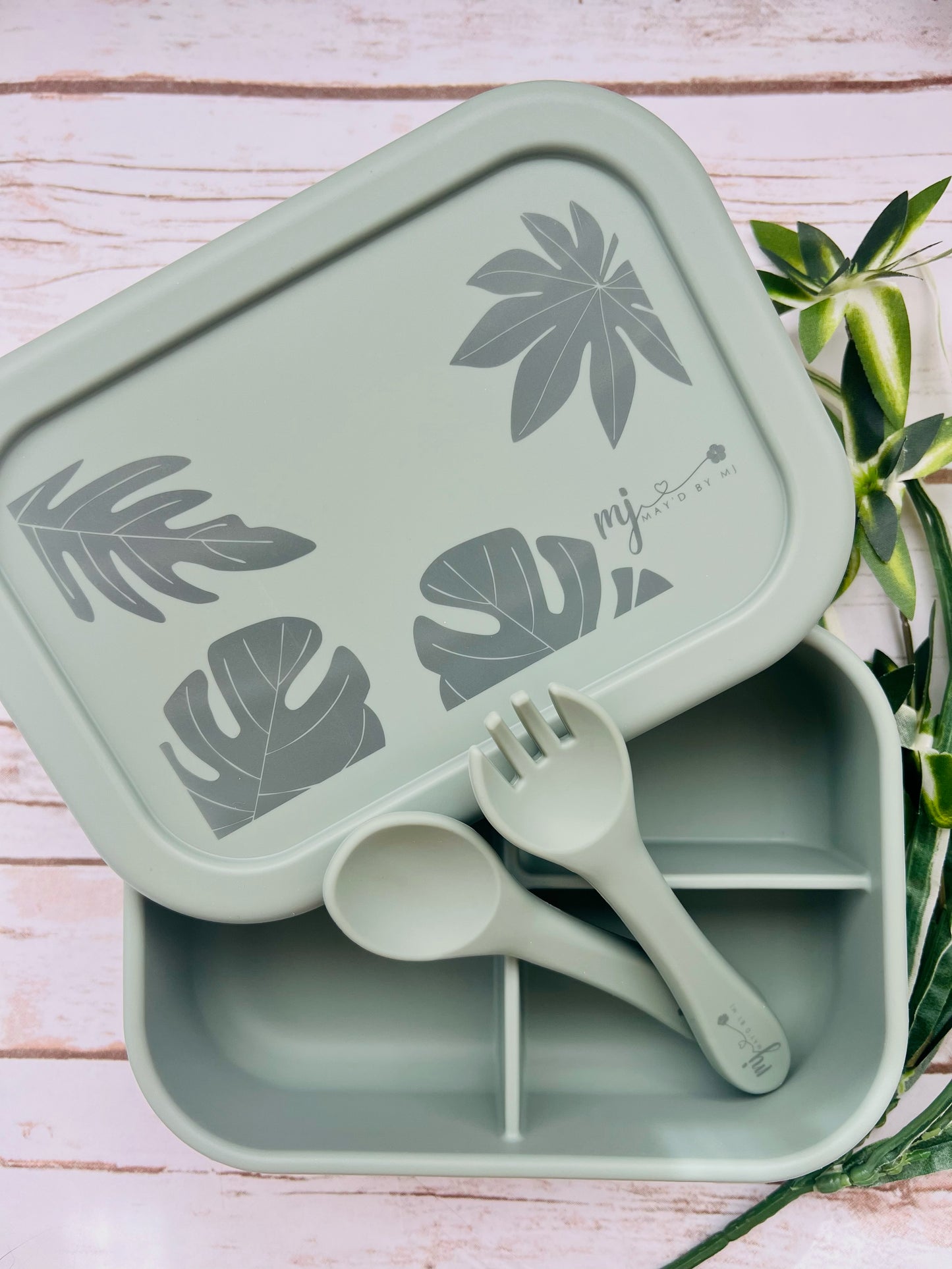 "Sage" Silicone Bento Box (utensils included)