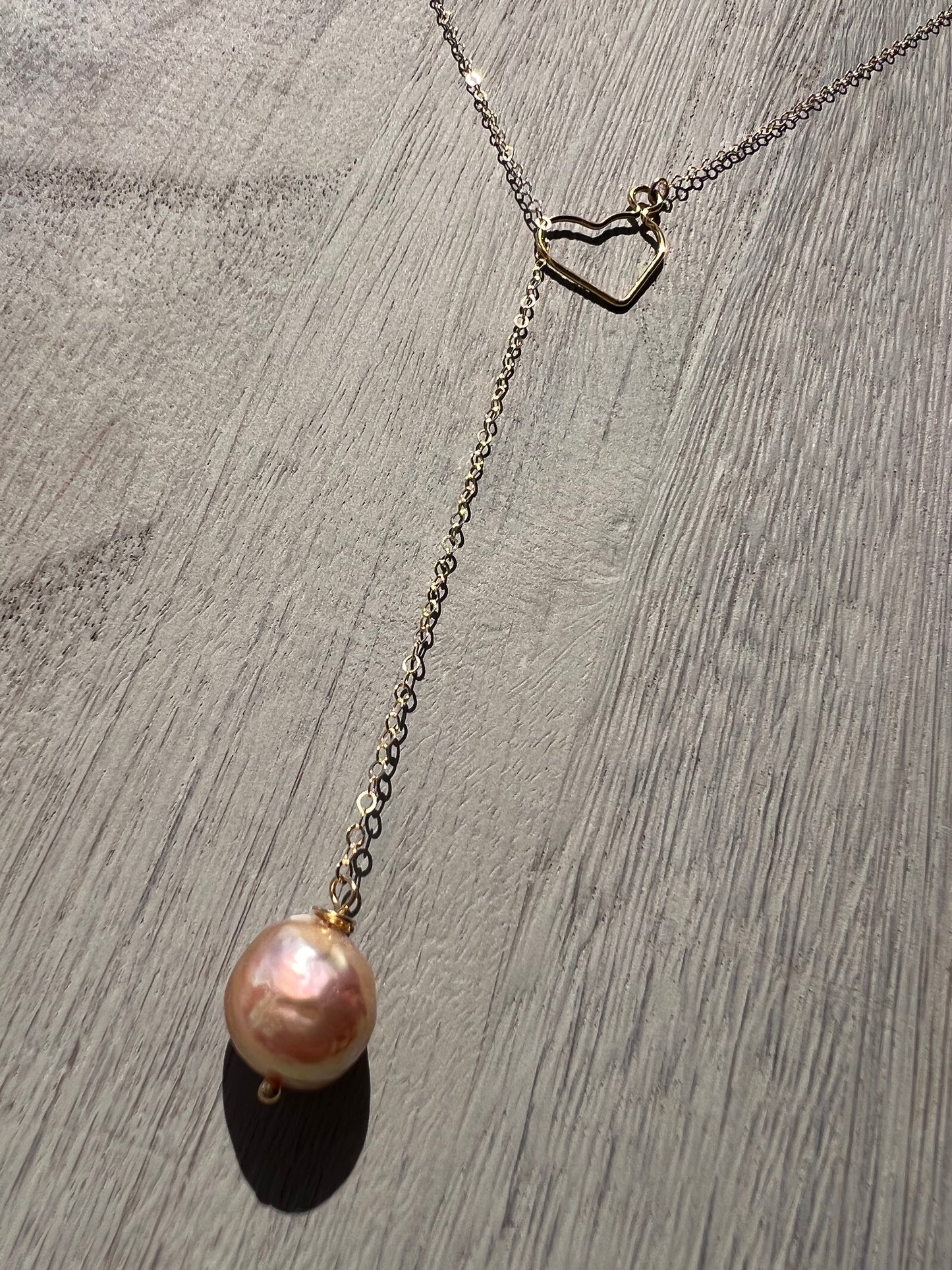 Metallic Baroque Edison lariat necklace