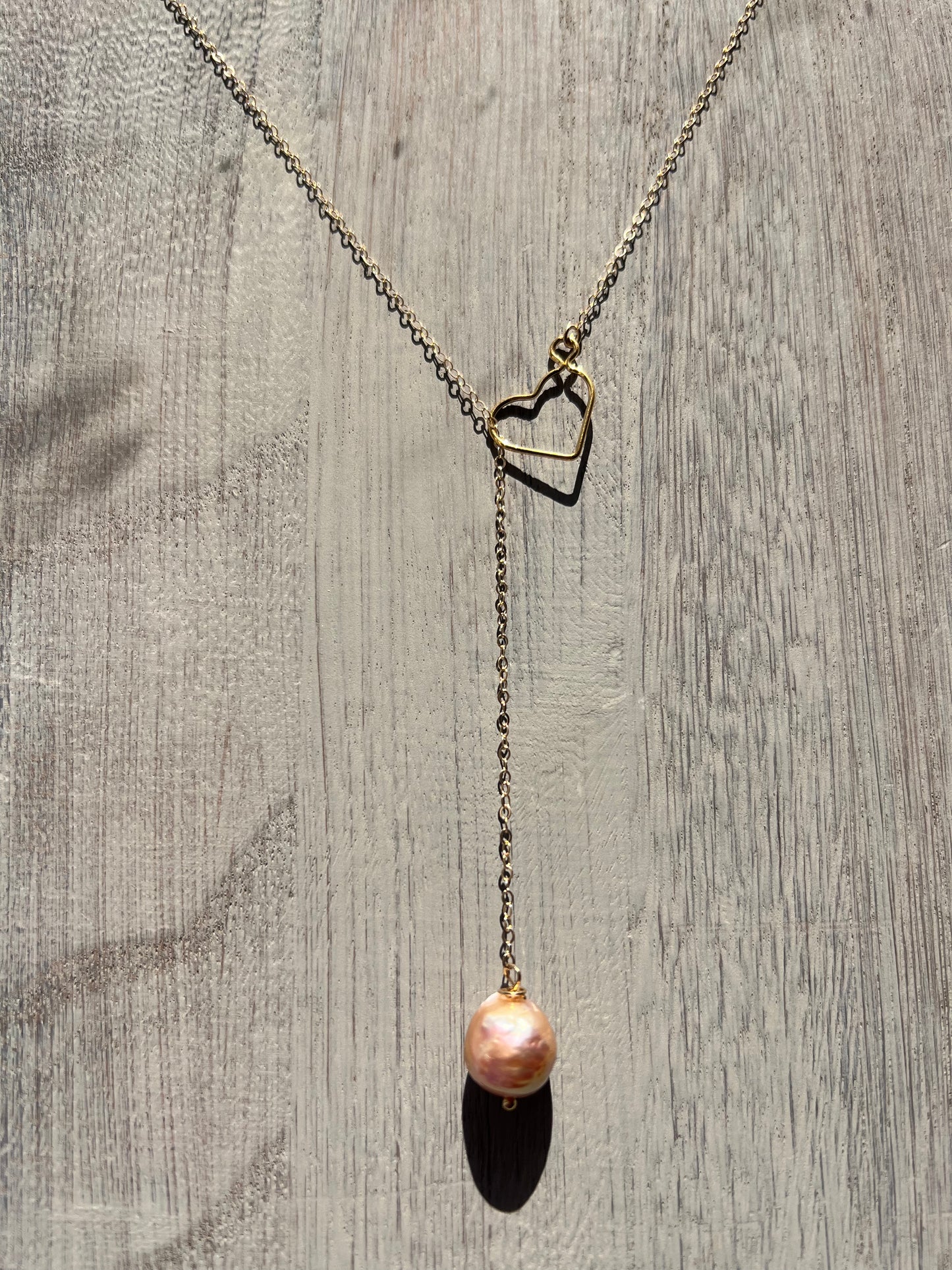 Metallic Baroque Edison lariat necklace